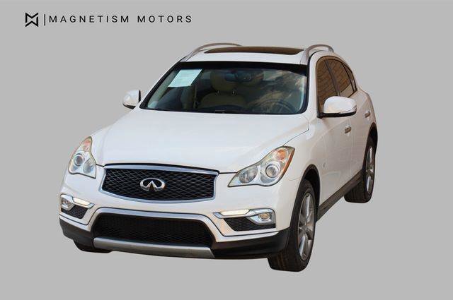 Used 2017 INFINITI QX50 Journey w/ Premium Package image 3