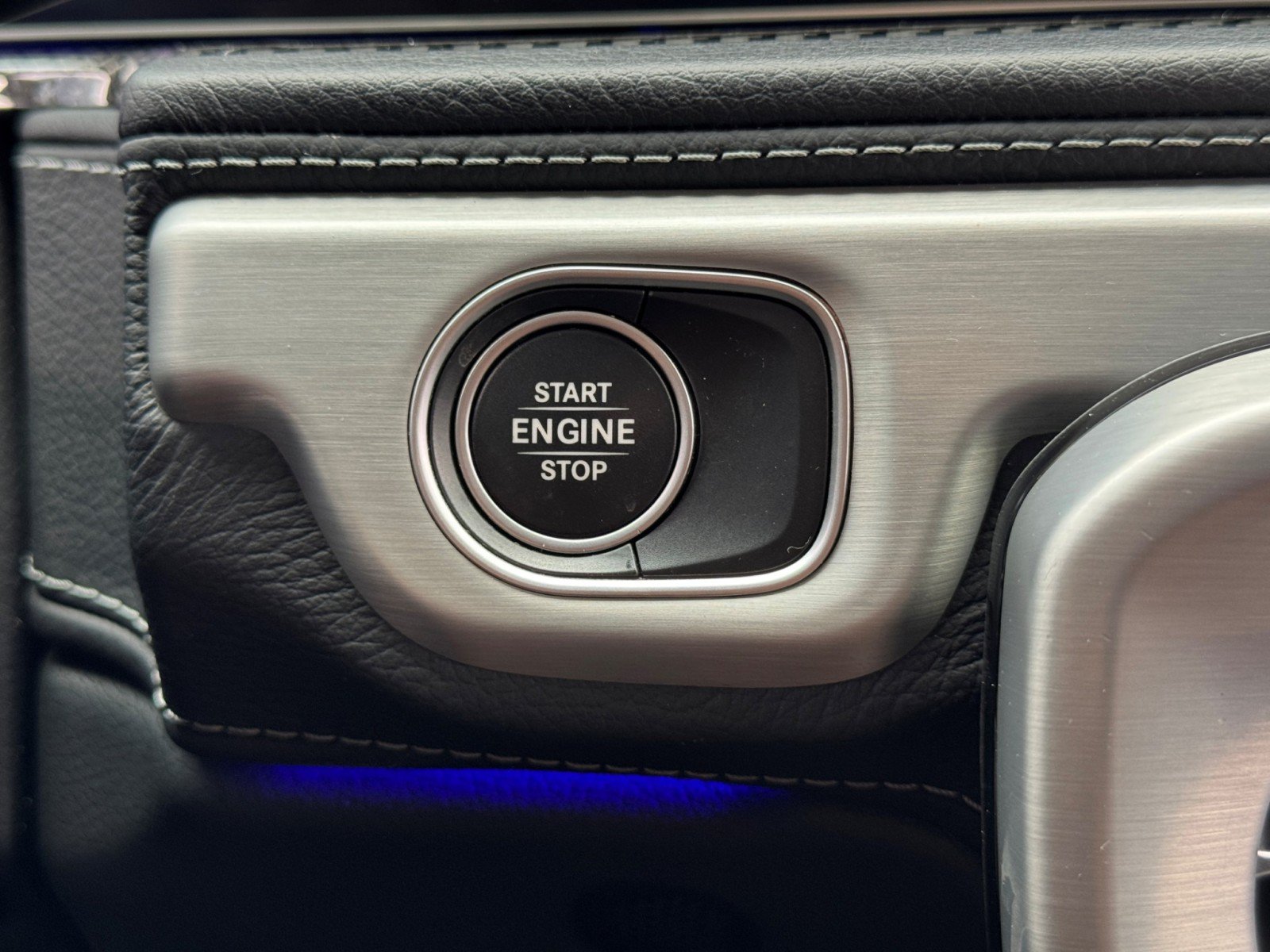Used 2023 Mercedes-Benz G 550 image 24