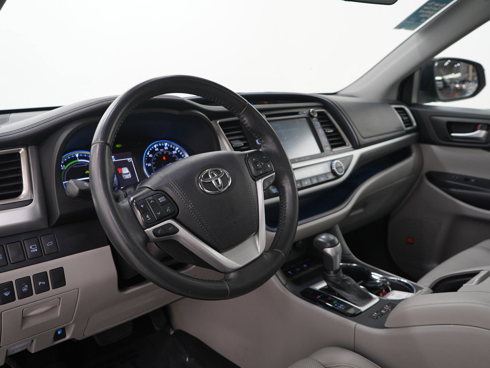 Used 2019 Toyota Highlander Limited Platinum AWD/4WD image 27