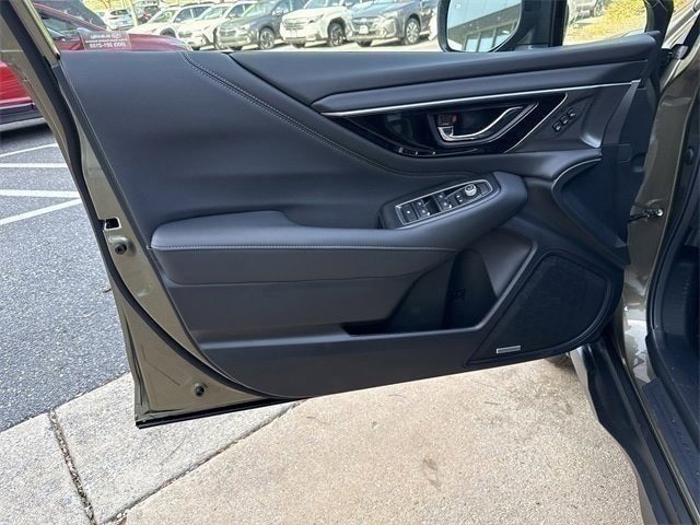 New 2025 Subaru Outback Limited XT image 7