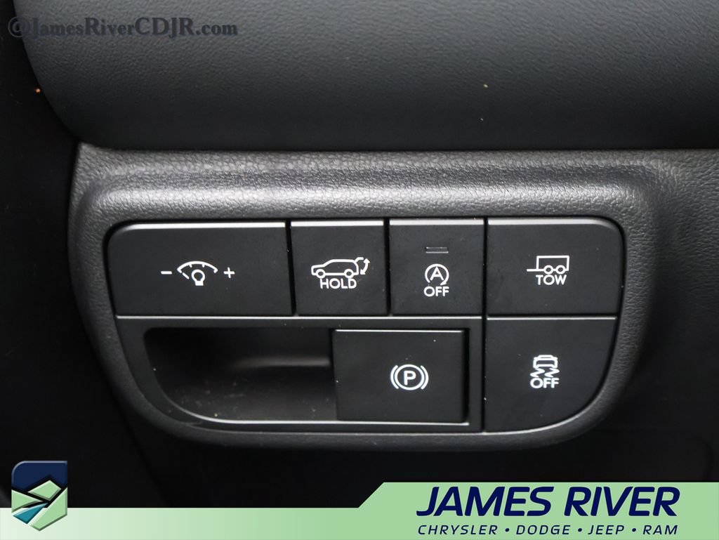 Used 2026 Hyundai Palisade SEL AWD/4WD image 32