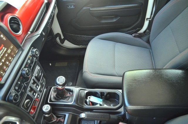 Used 2019 Jeep Wrangler Rubicon AWD/4WD image 25