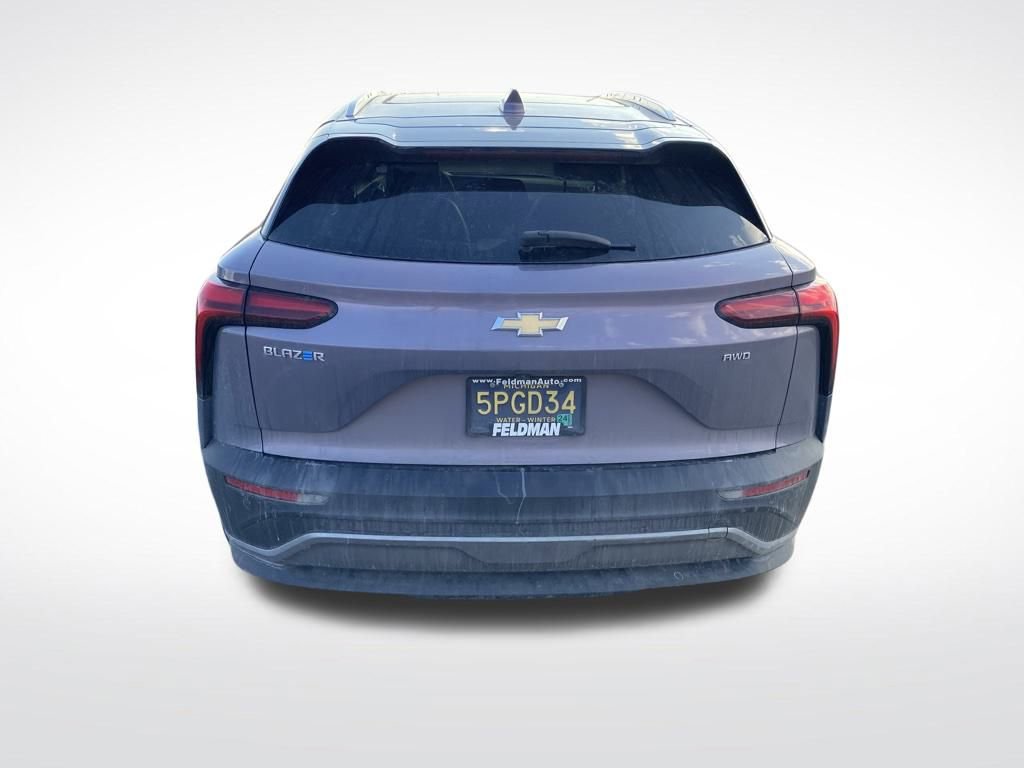 Used 2024 Chevrolet Blazer EV LT image 4