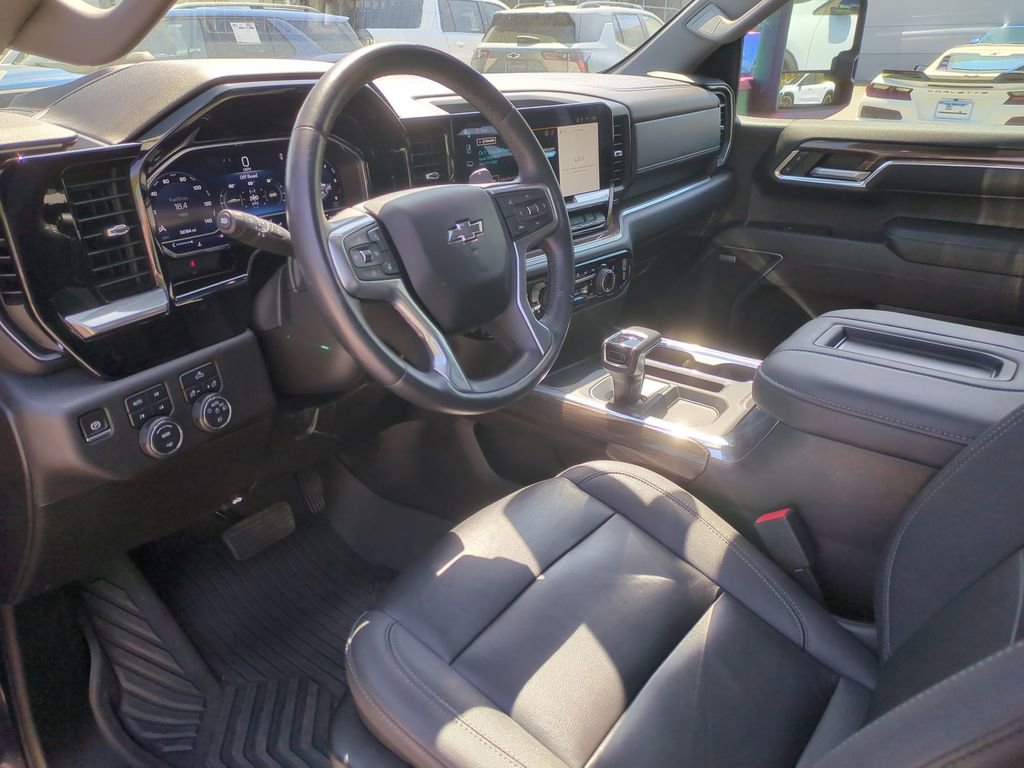 Used 2022 Chevrolet Silverado 1500 RST image 14