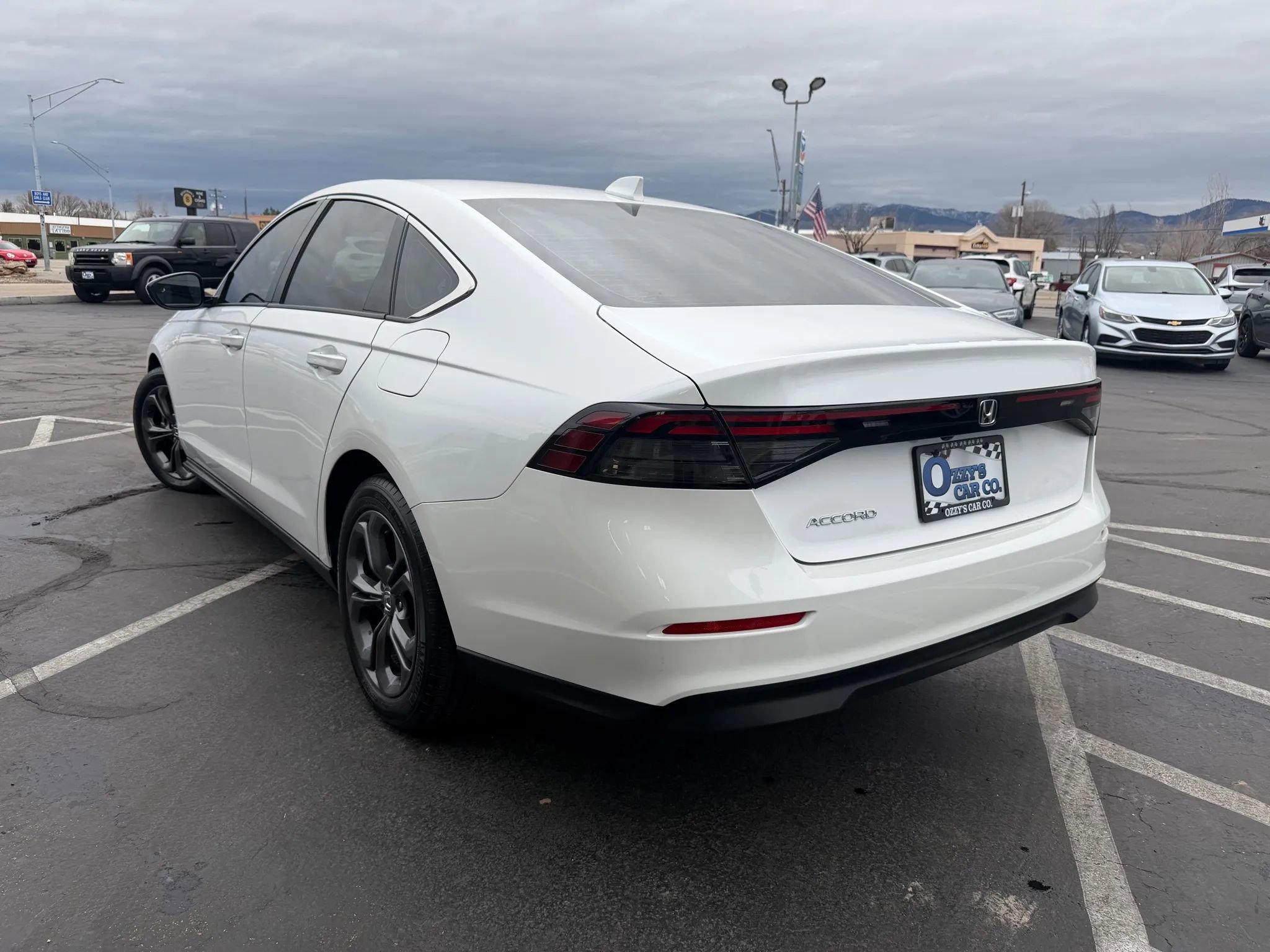 Used 2023 Honda Accord EX image 5