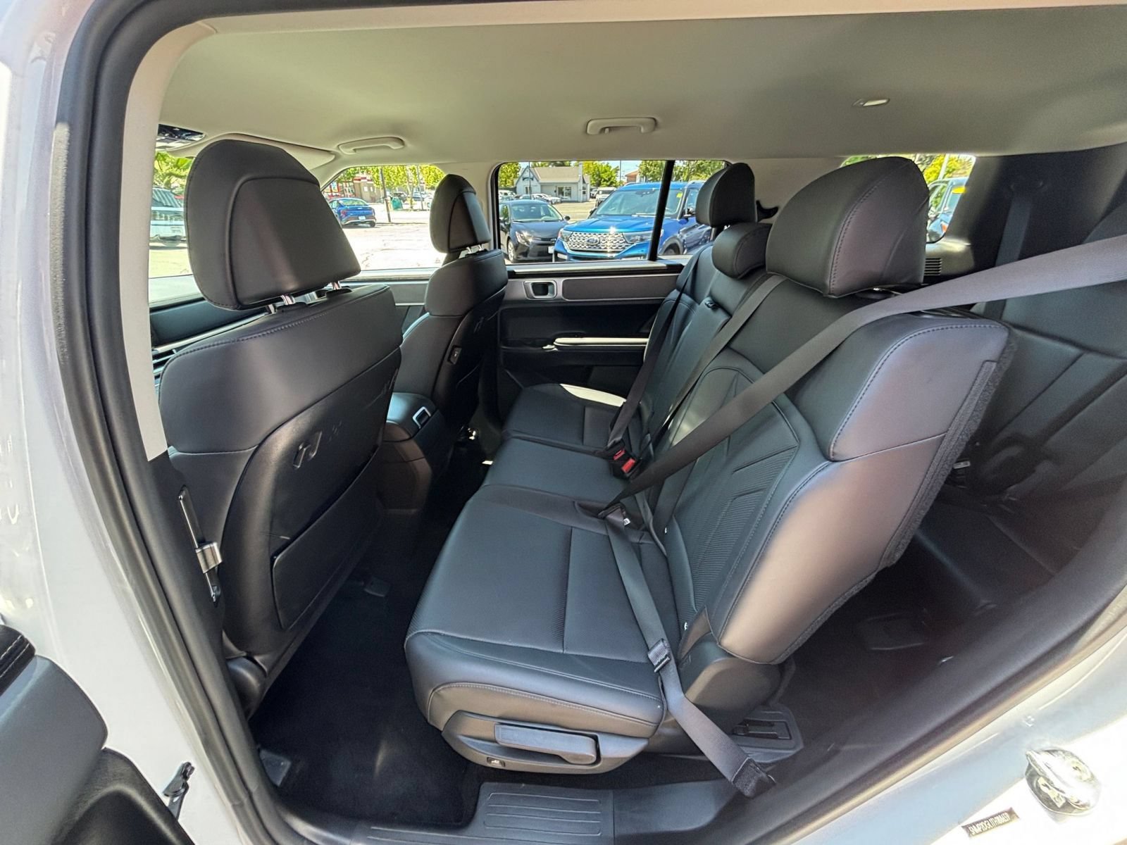 Used 2026 Hyundai Santa Fe SEL AWD/4WD image 29