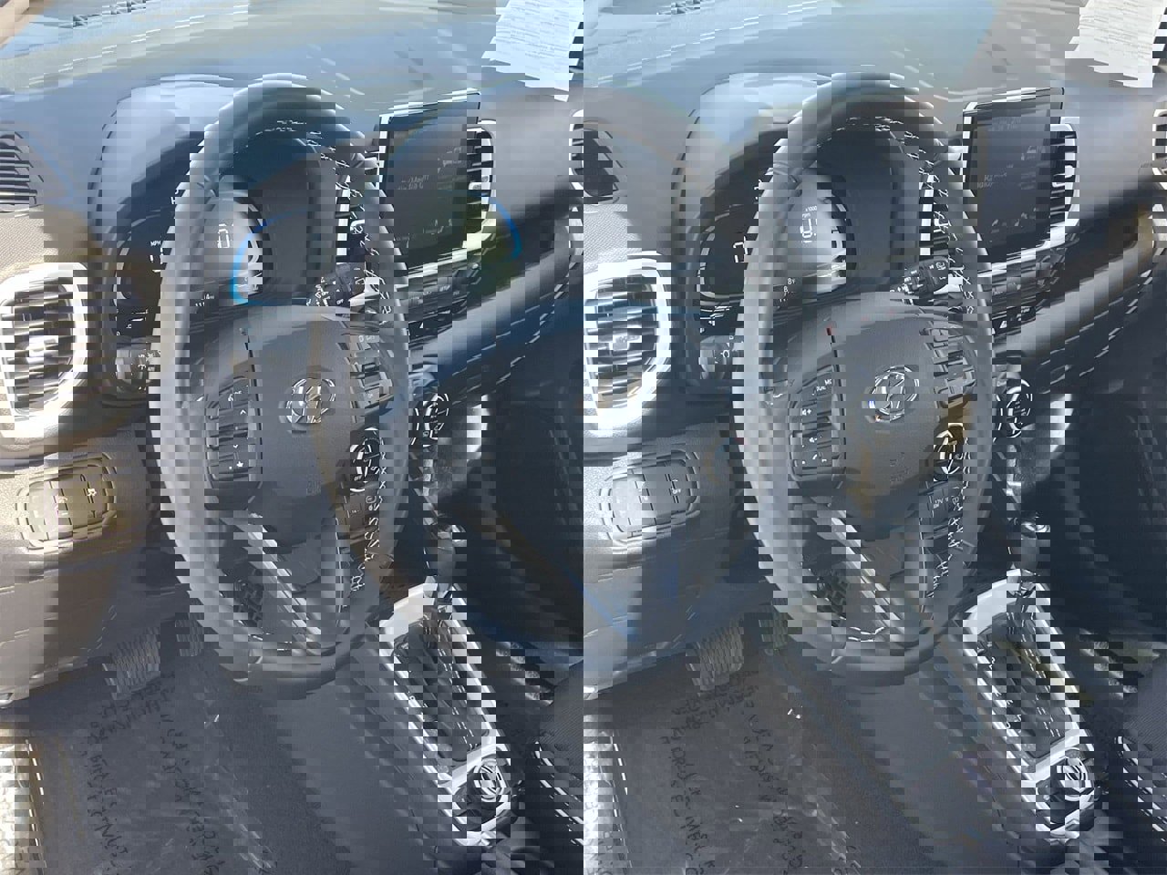 Certified 2026 Hyundai Venue SEL image 17