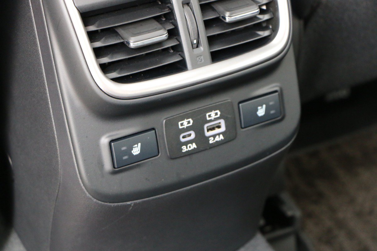 Used 2024 Subaru Outback Limited AWD/4WD image 33