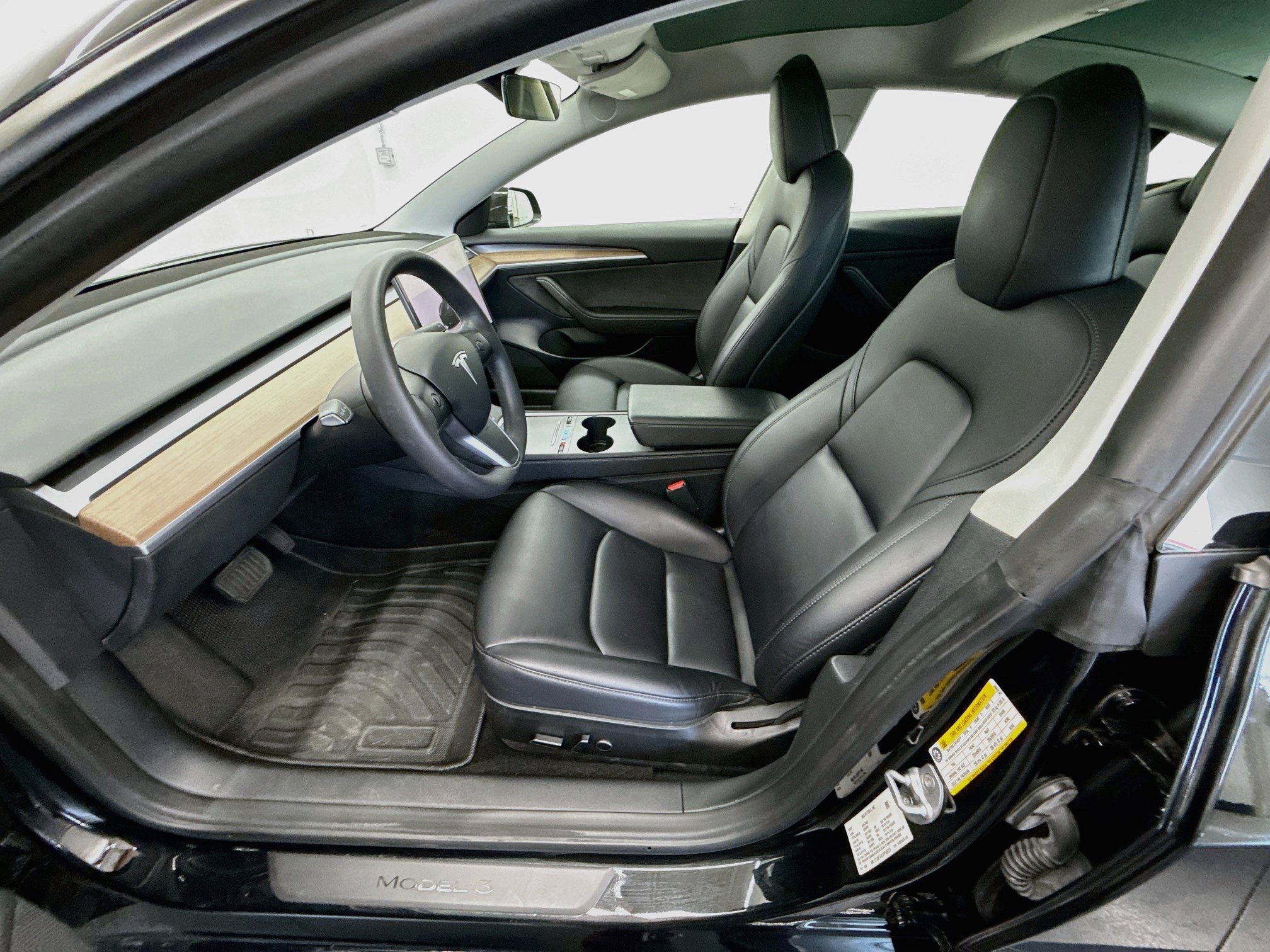 Used 2023 Tesla Model 3 Standard Range RWD image 13