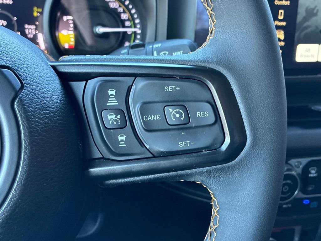 Used 2024 Jeep Wrangler Unlimited w/ Convenience Group image 25