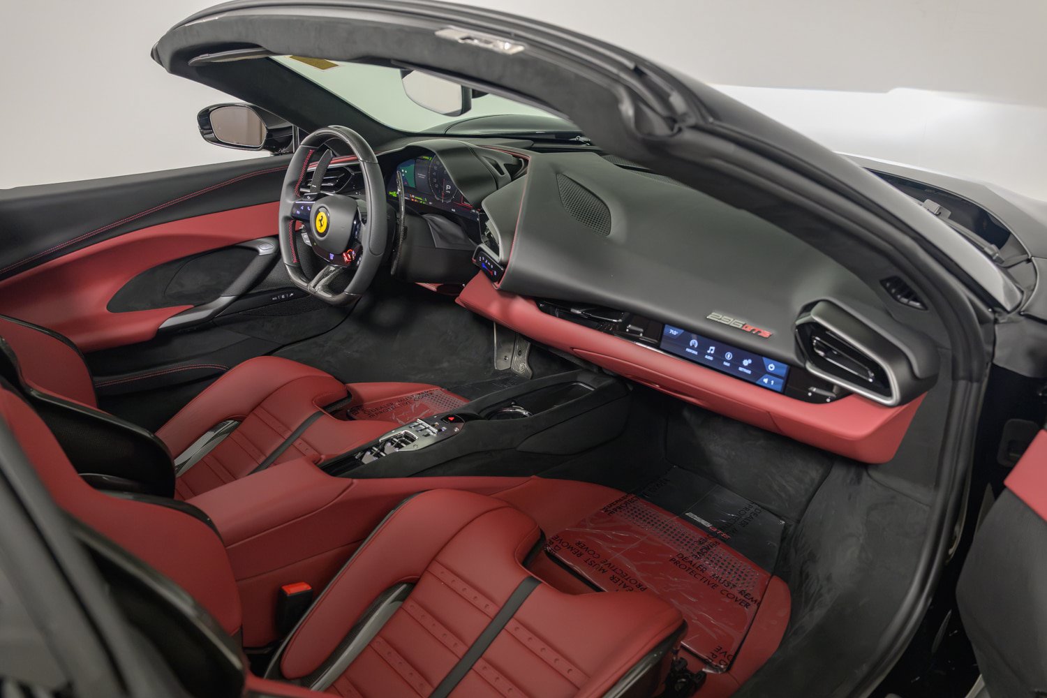 Used 2024 Ferrari 296 GTS RWD image 31