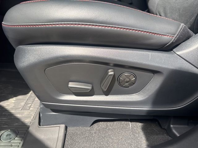 Used 2025 Ford Explorer ST w/ Sun And Sound Package AWD/4WD image 25