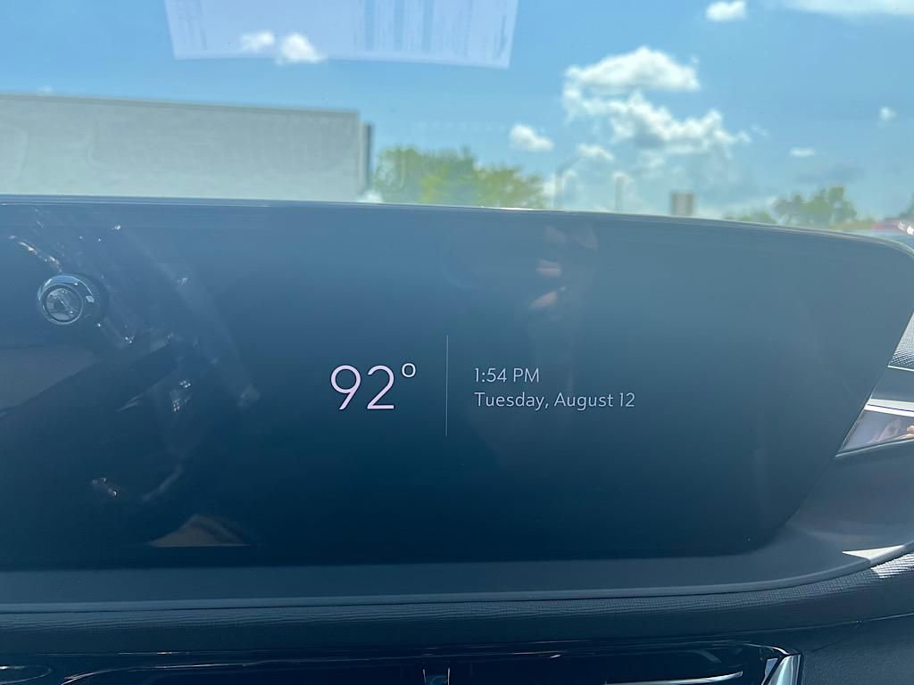 New 2025 Buick Envista Avenir image 22