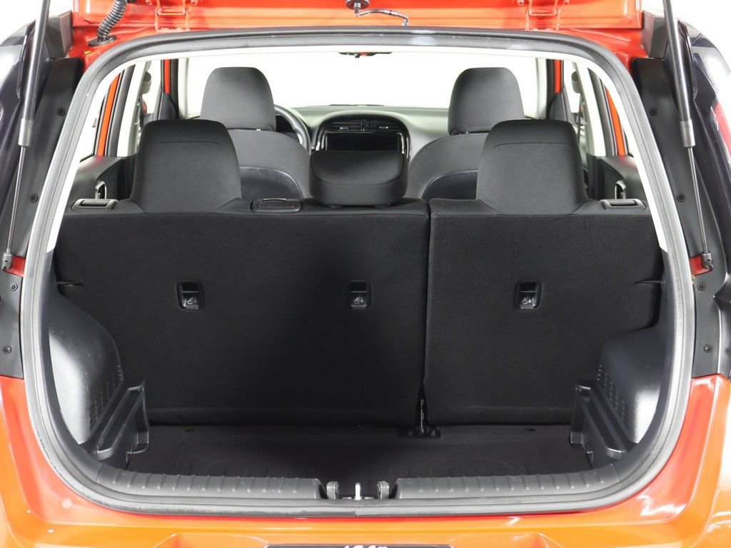 Used 2024 Kia Soul S FWD image 18