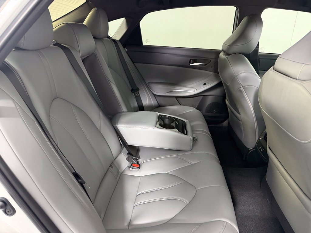 Used 2021 Toyota Avalon XLE w/ Carpet Mat Package (TMS) FWD image 14
