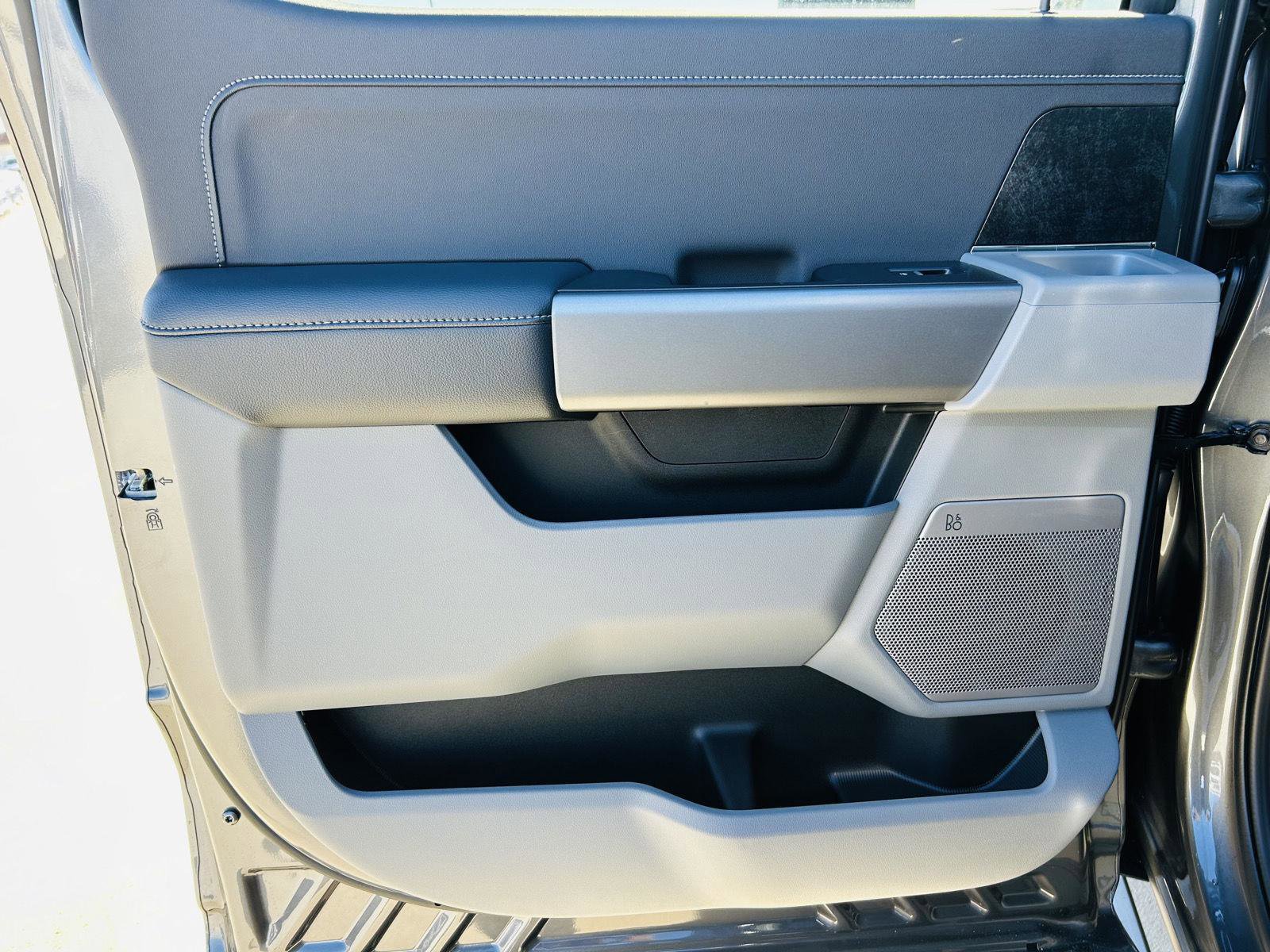 New 2026 Ford F250 XLT w/ XLT Premium Package image 31