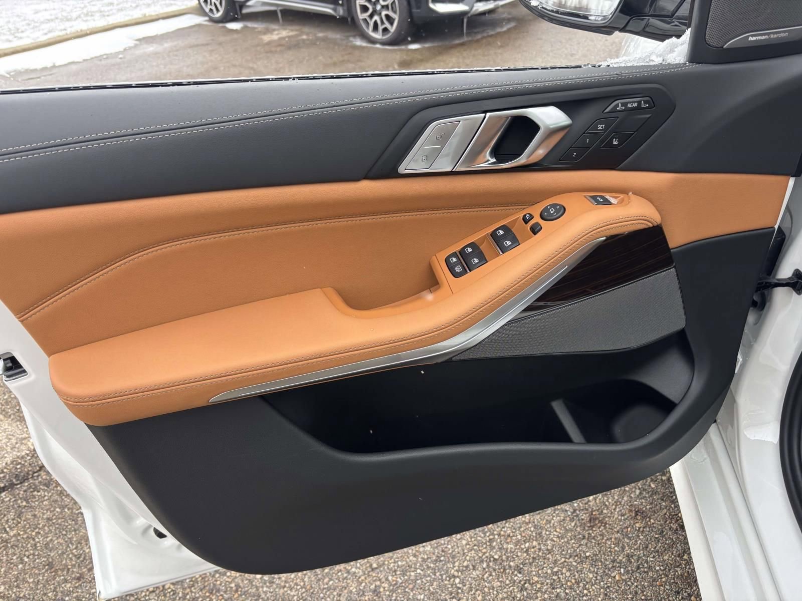 New 2026 BMW X7 xDrive40i w/ M Sport Package image 11