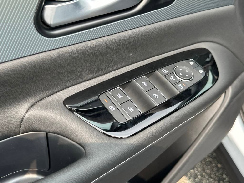 New 2025 Nissan Murano Platinum image 10