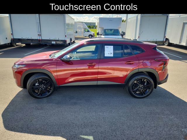 Used 2024 Chevrolet Trax ACTIV w/ Driver Confidence Package FWD image 4