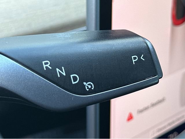 Used 2018 Tesla Model 3 Long Range image 27