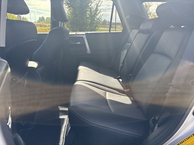 Used 2020 Toyota 4Runner SR5 Premium image 16