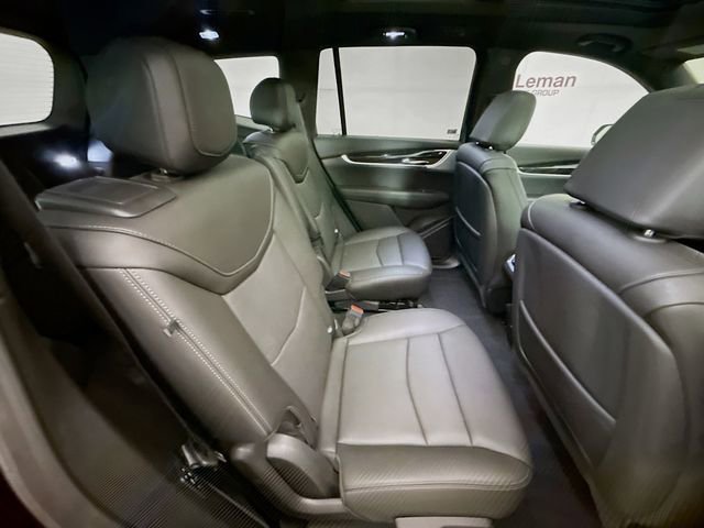 Used 2025 Cadillac XT6 Premium Luxury w/ Technology Package image 32