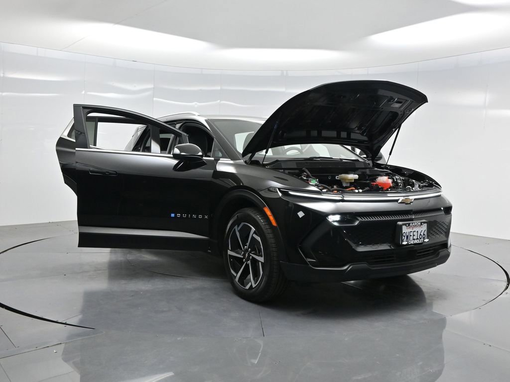 Used 2026 Chevrolet Equinox EV LT image 47