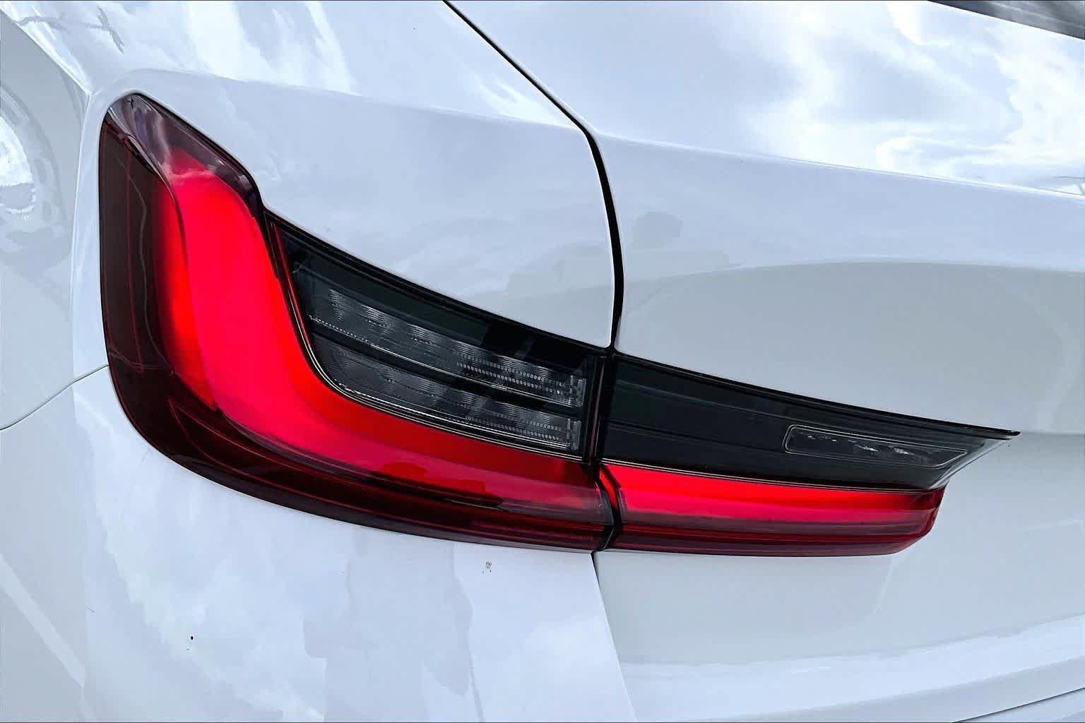 Used 2026 BMW 330i Sedan w/ Convenience Package RWD image 14