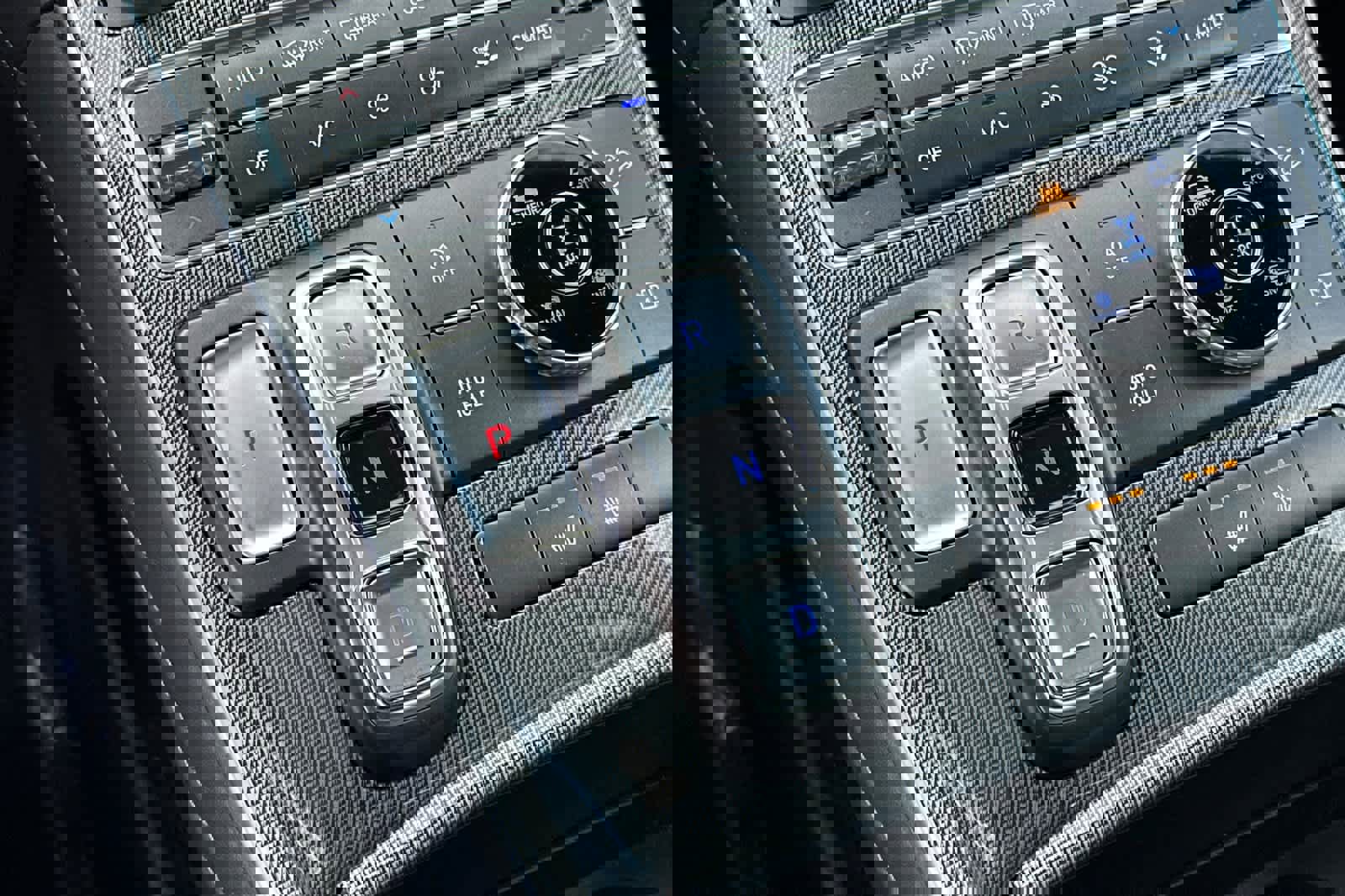 Used 2023 Hyundai Santa Fe SEL w/ Premium Package image 25