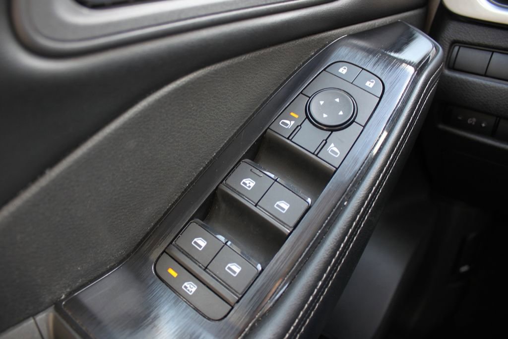 Used 2024 Nissan Rogue SV AWD/4WD image 13