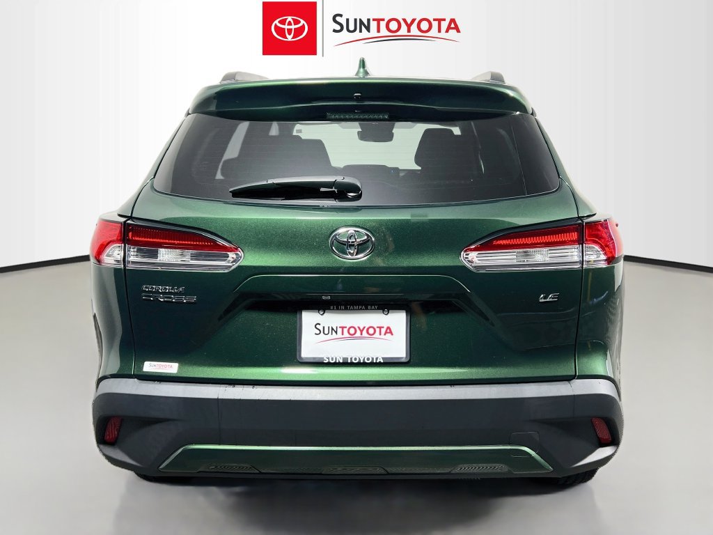 Used 2024 Toyota Corolla Cross LE FWD image 4