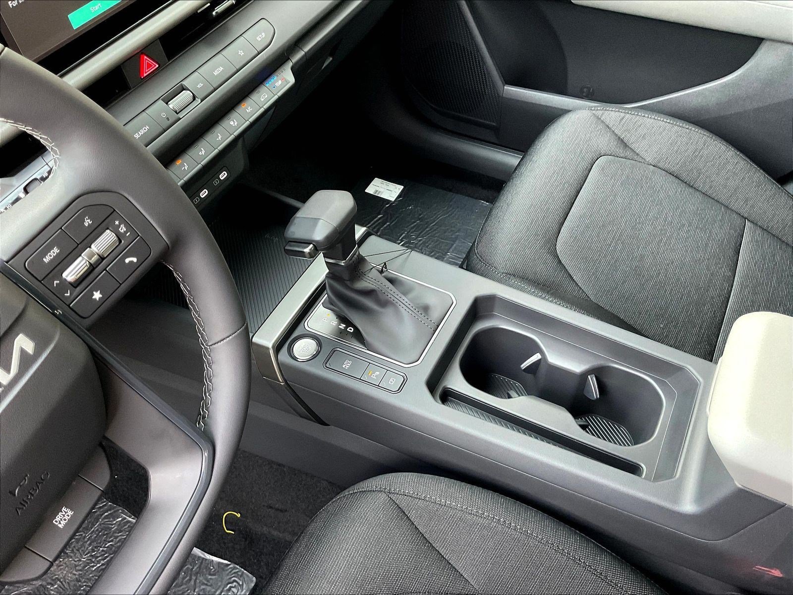 New 2027 Kia Seltos LX FWD image 12