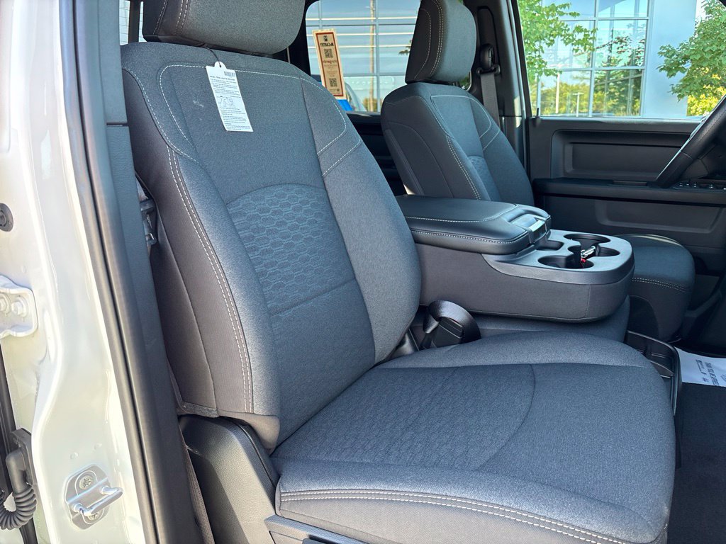 New 2027 RAM 3500 Tradesman AWD/4WD image 31