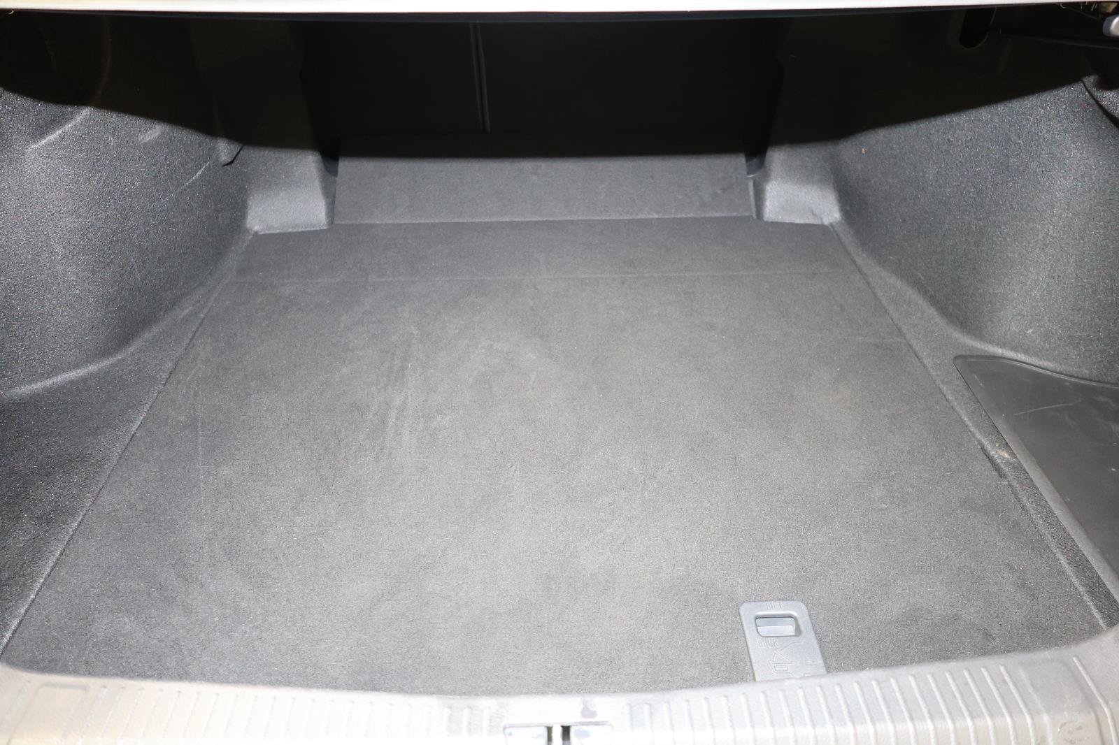 Used 2021 Toyota Avalon Limited FWD image 21