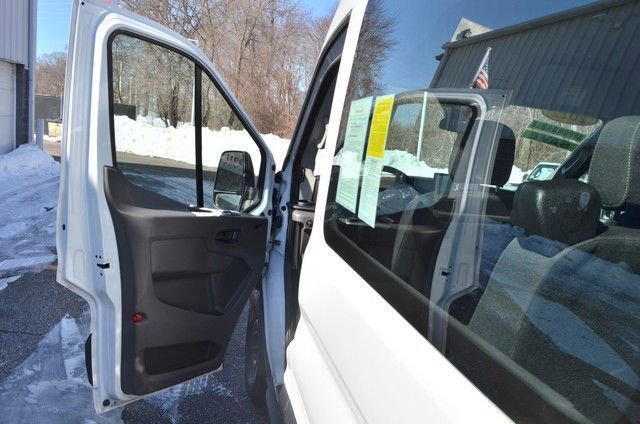 Used 2022 Ford Transit 350 XLT image 15