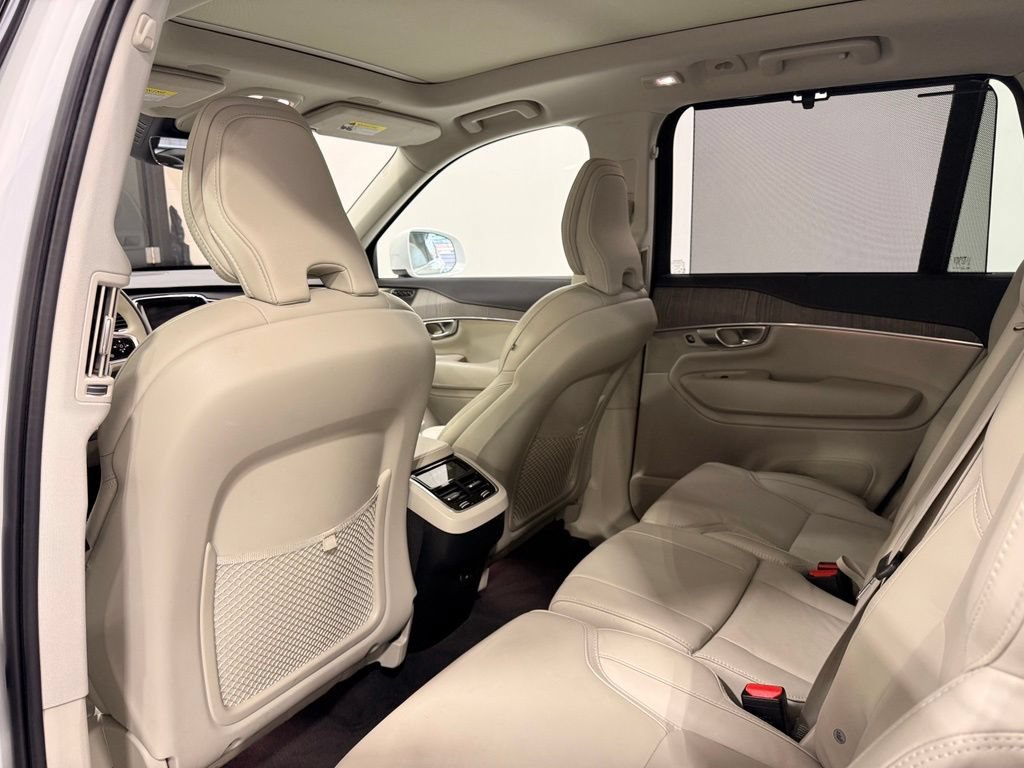 Used 2024 Volvo XC90 B6 Ultimate w/ Protection Package Premier AWD/4WD image 20