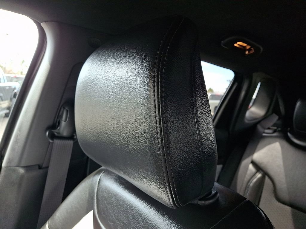 Used 2023 Jeep Compass Latitude image 18