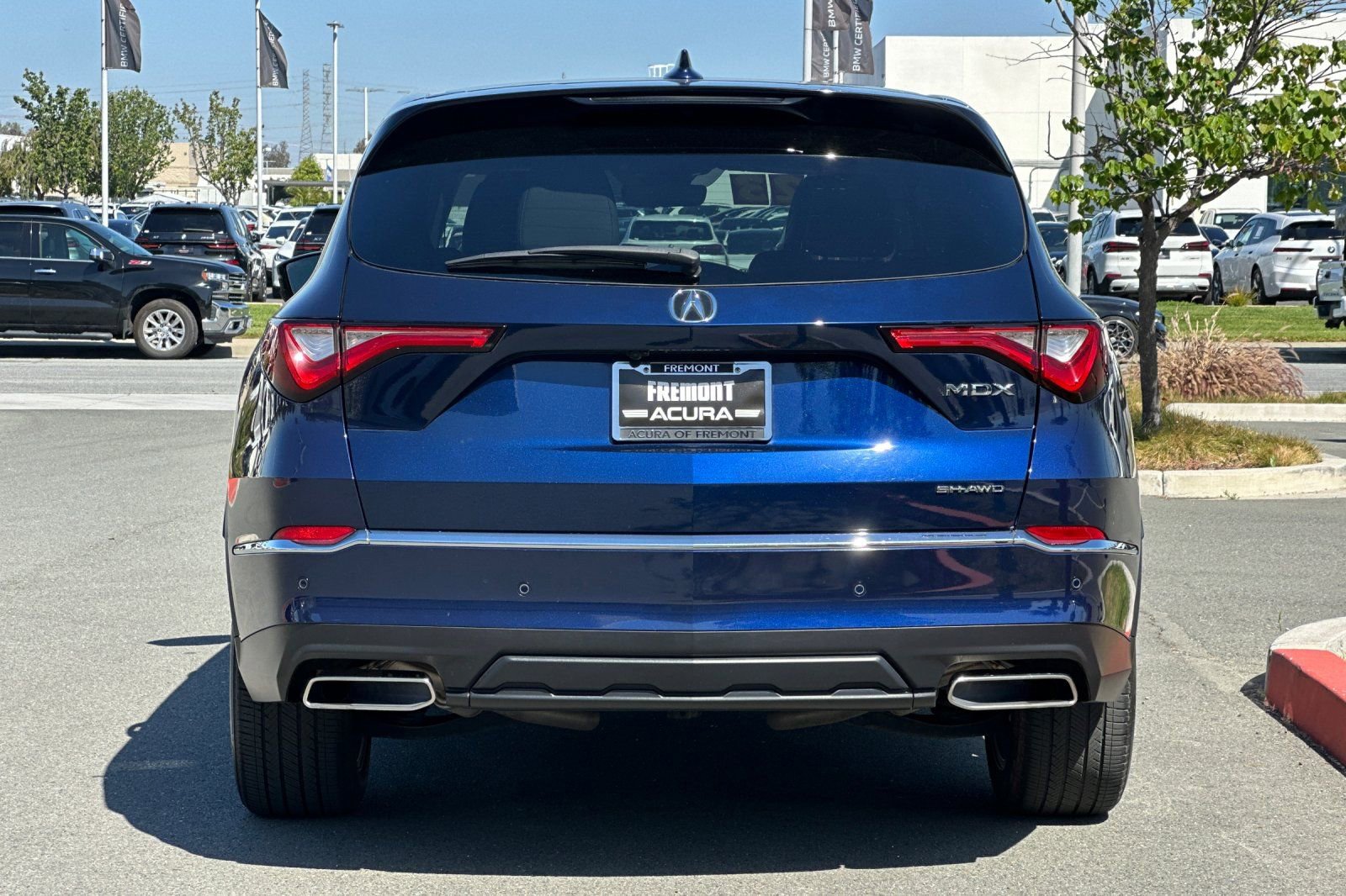 Used 2023 Acura MDX SH-AWD w/ Technology Package image 5