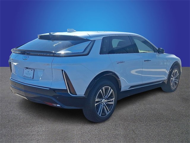 New 2026 Cadillac Lyriq Luxury image 4