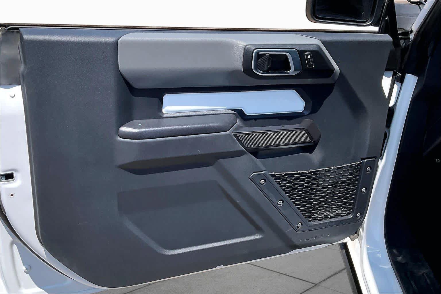 Used 2024 Ford Bronco Black Diamond AWD/4WD image 19