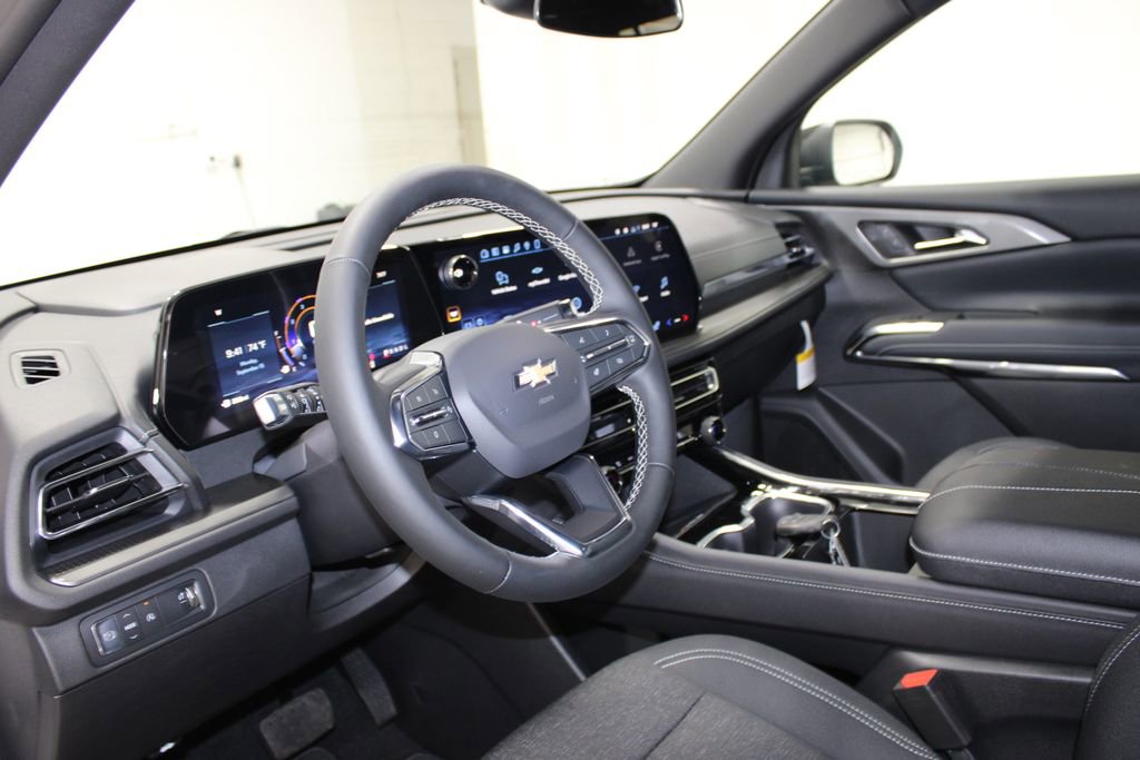 New 2026 Chevrolet Traverse LT image 14