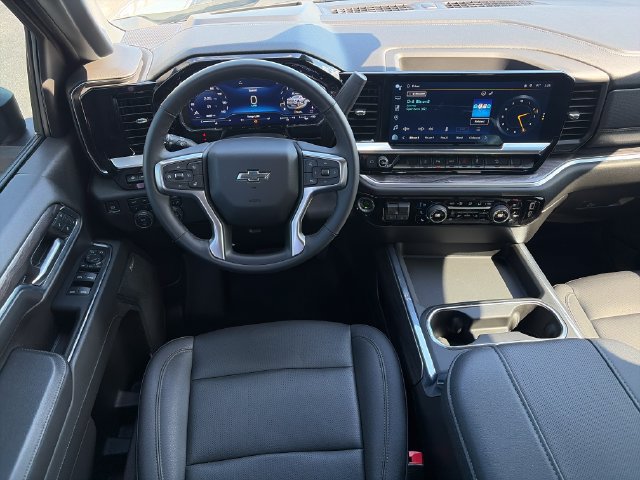 Used 2024 Chevrolet Silverado 2500 LTZ w/ LTZ Plus Package AWD/4WD image 15