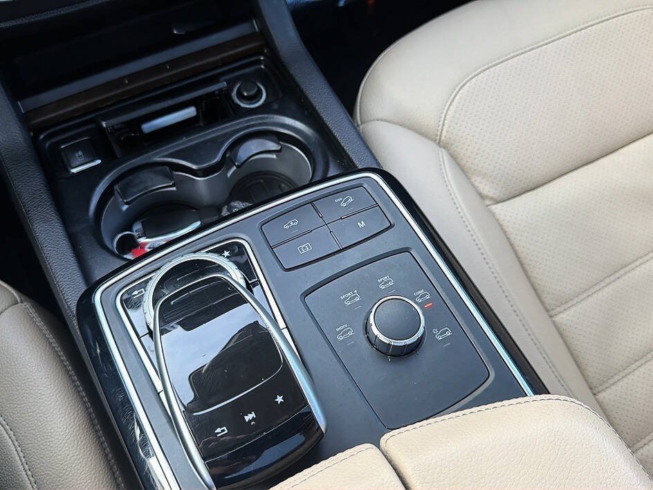 Used 2017 Mercedes-Benz GLE 43 AMG 4MATIC Coupe w/ Premium 3 Package image 15