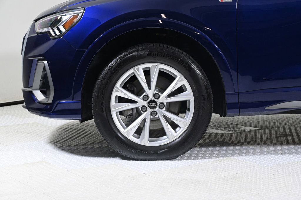 Certified 2025 Audi Q3 2.0T Premium w/ Convenience Package AWD/4WD image 23