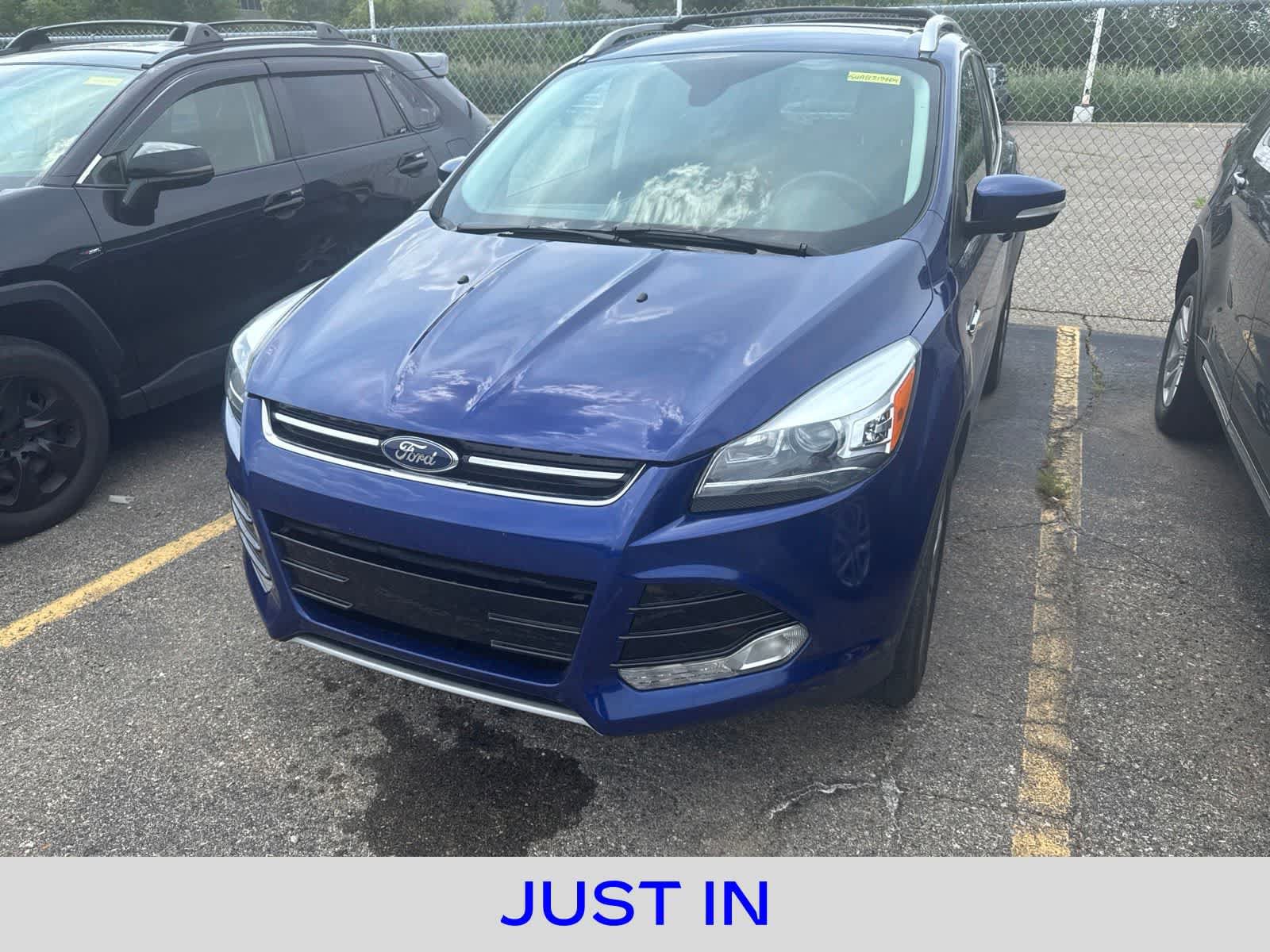Used 2016 Ford Escape Titanium w/ Equipment Group 301A AWD/4WD video 1