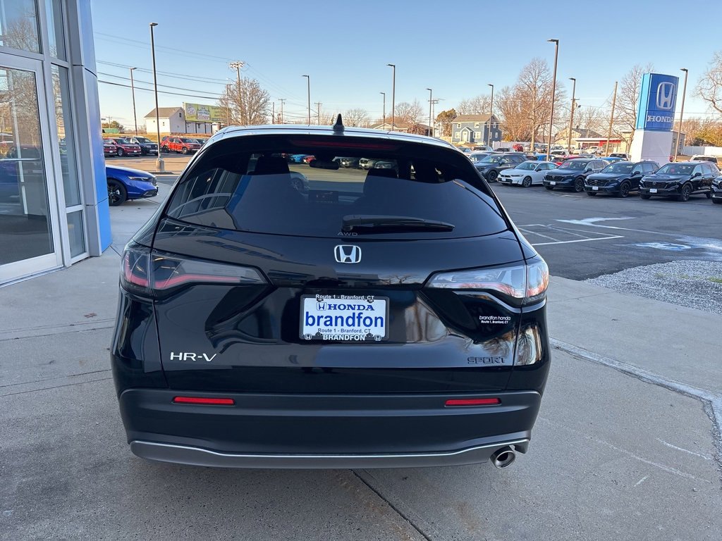 Used 2025 Honda HR-V Sport image 5