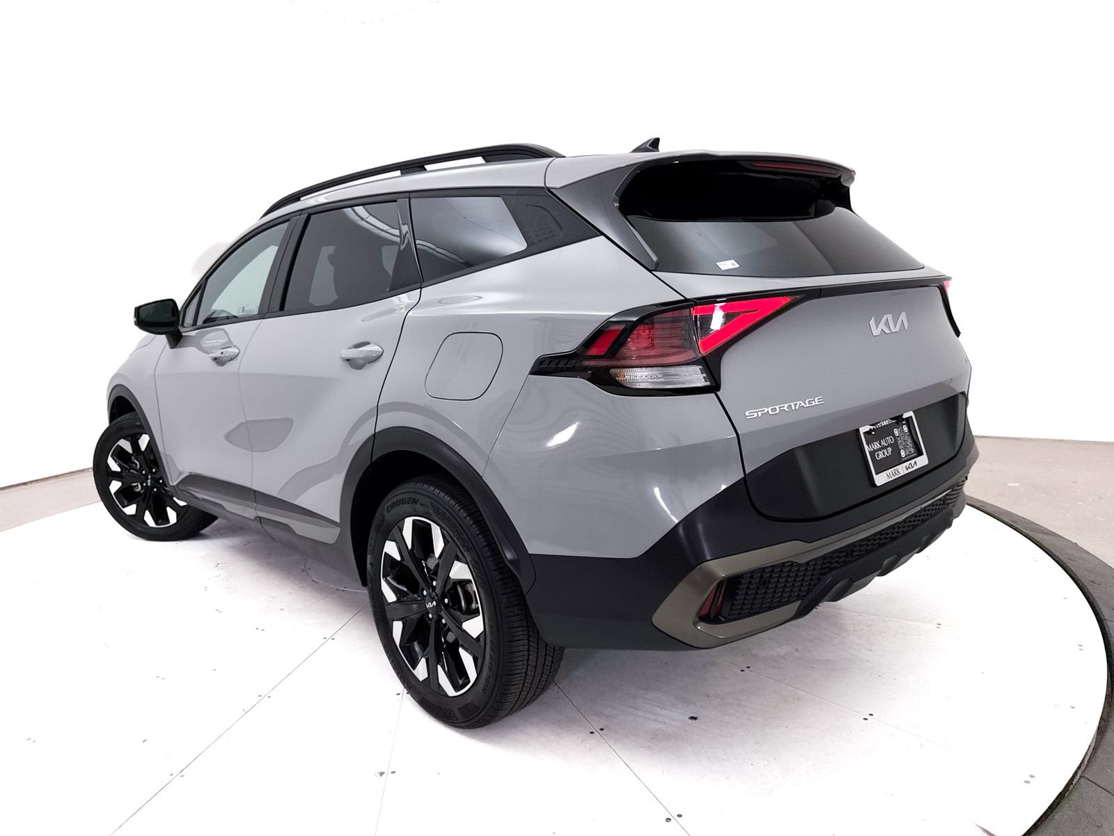 Certified 2023 Kia Sportage X-Line AWD/4WD image 2