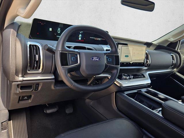 New 2027 Ford Expedition Platinum w/ Driver's Package RWD image 3