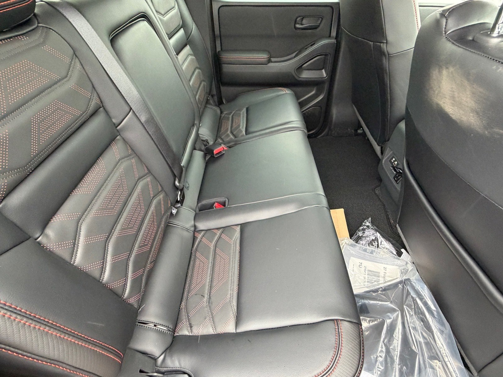 New 2027 Nissan Frontier PRO-4X AWD/4WD image 12