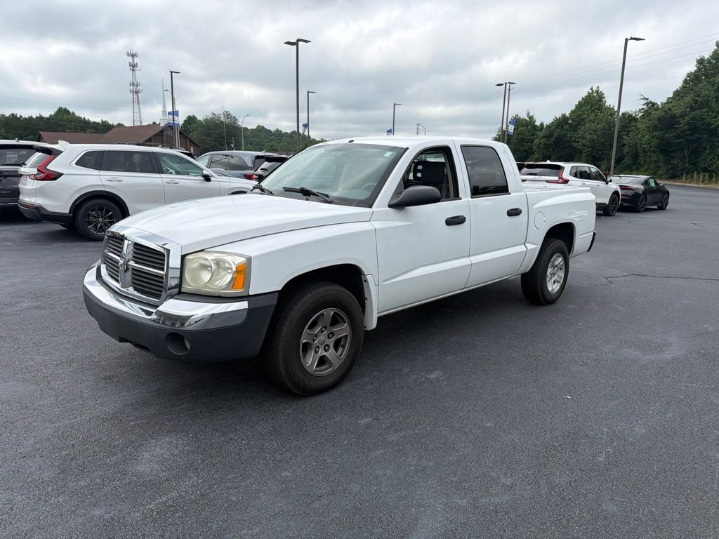 Used 2005 Dodge Dakota SLT